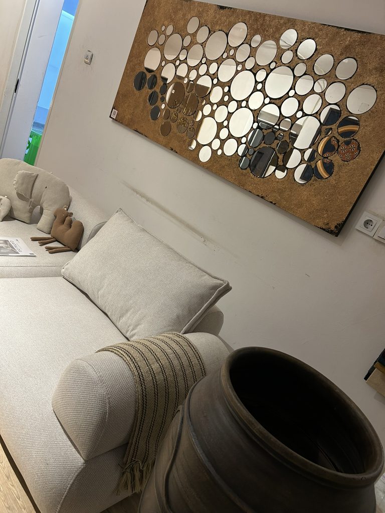 آینه دکوراتیو۰۱۴