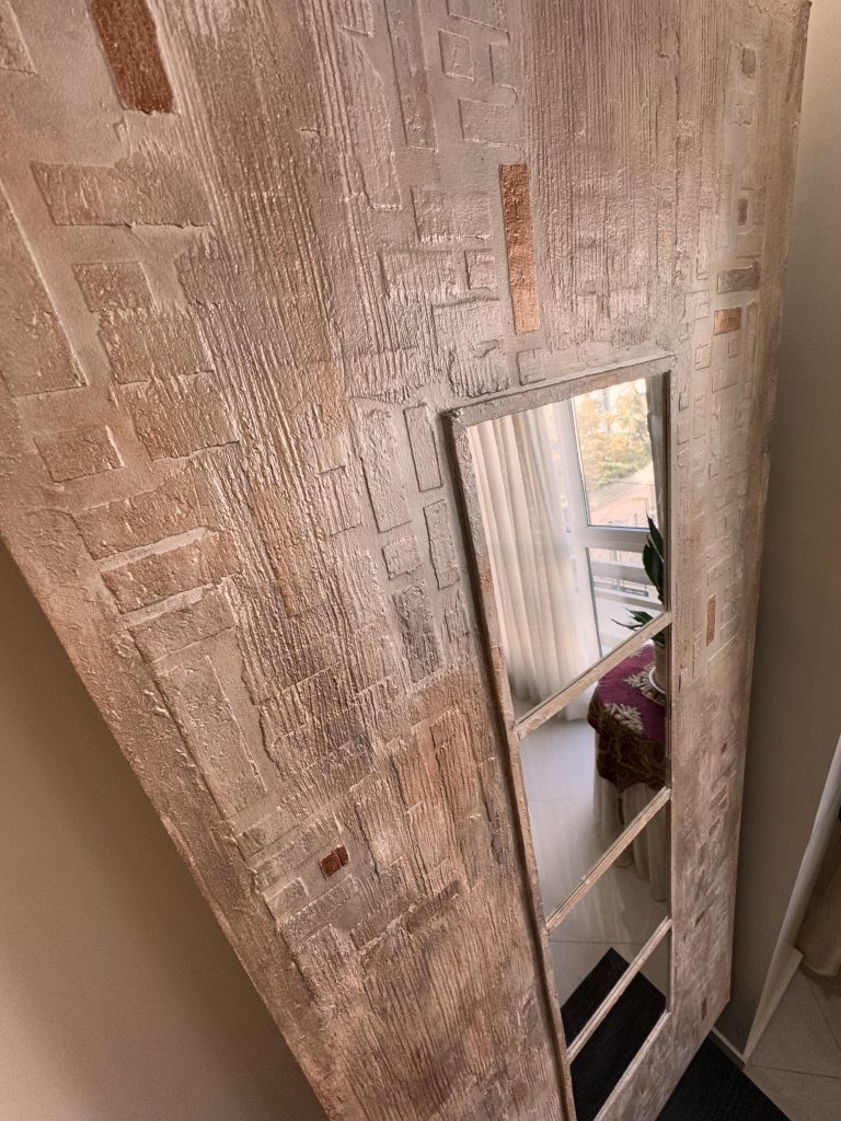 آینه دکوراتیو۰۲۲